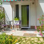 Orgona Apartman- Es Nyaralohaz